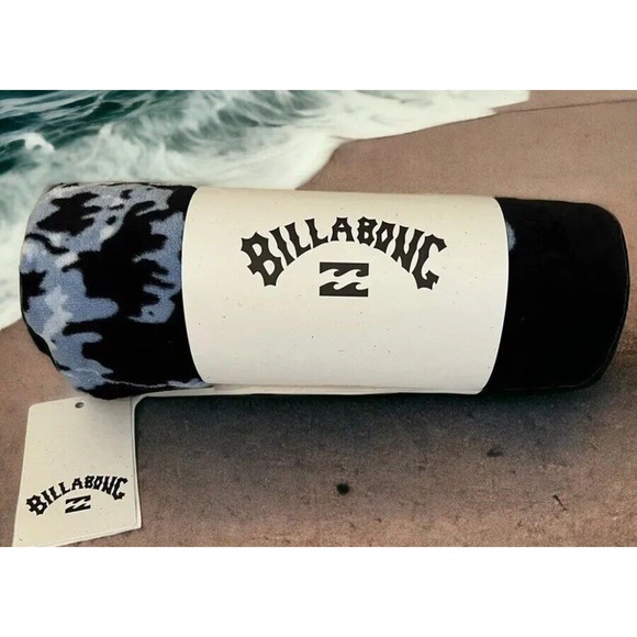 Billabong Palmer Swim Surf Beach Towel 63x31.5 Tropical Pattern Fast Shipping - Picture 3 of 12
